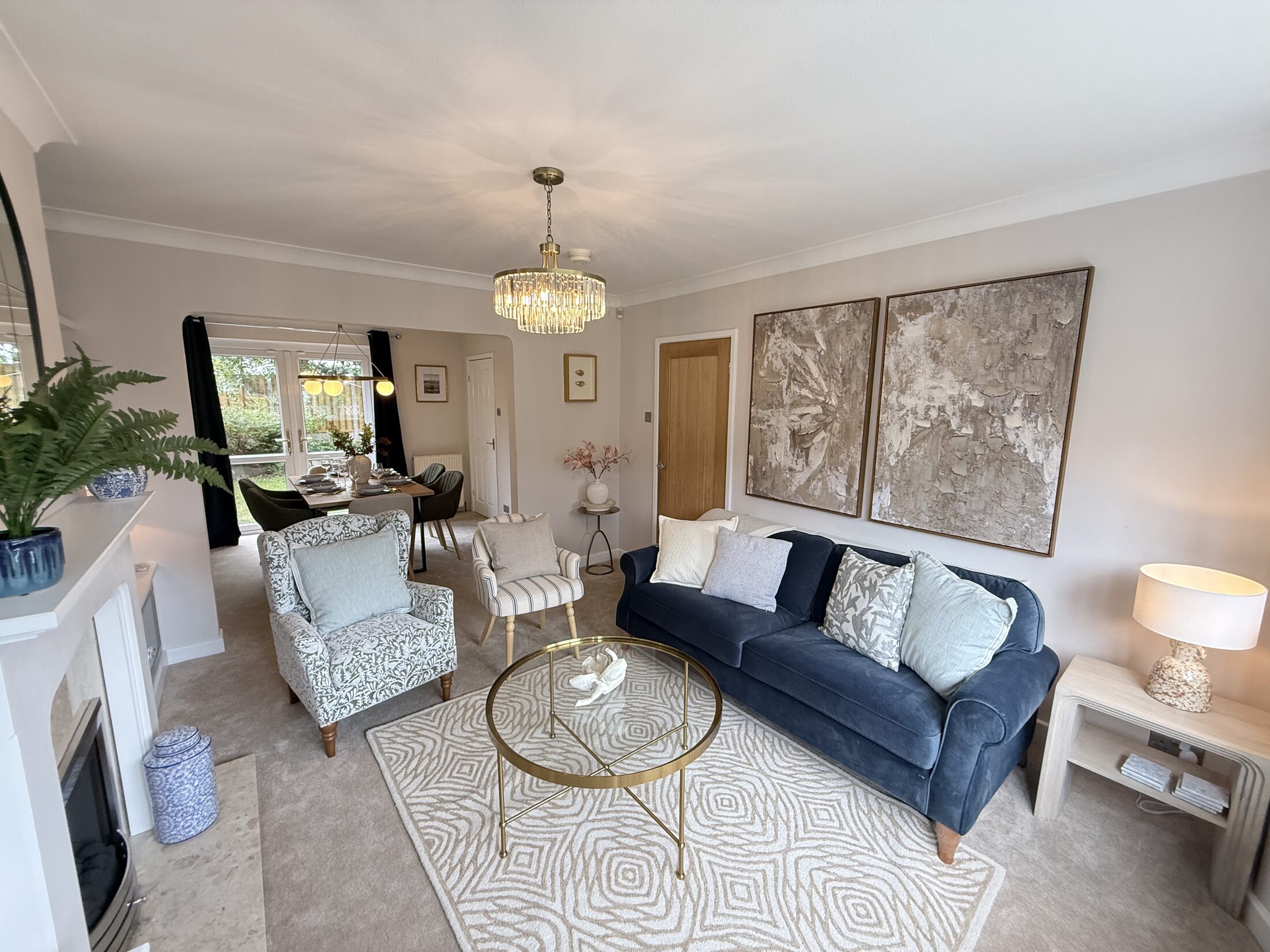 Living room at 10 Cardan Drive, Ilkley