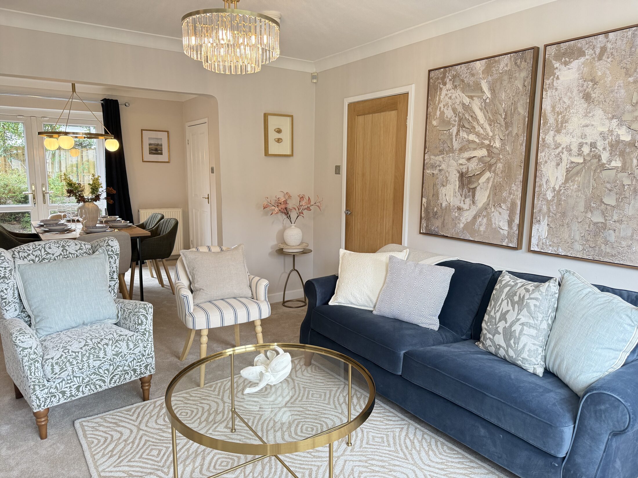 Living room at 10 Cardan Drive, Ilkley